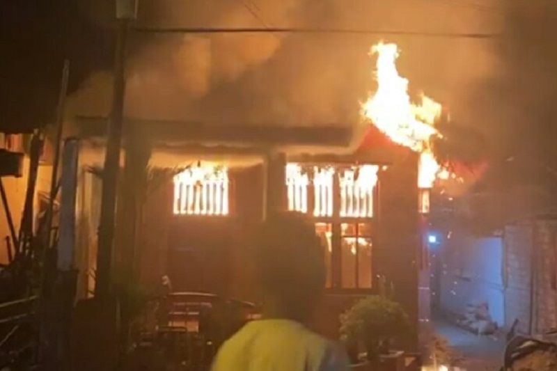 Satu rumah terbakar akibat arus pendek di Pulau Ambon
