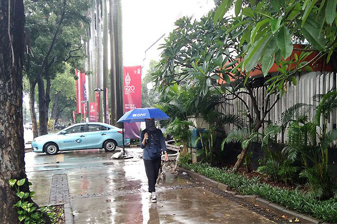 BMKG perkirakan Jaksel dan Jaktim hujan pada Selasa siang