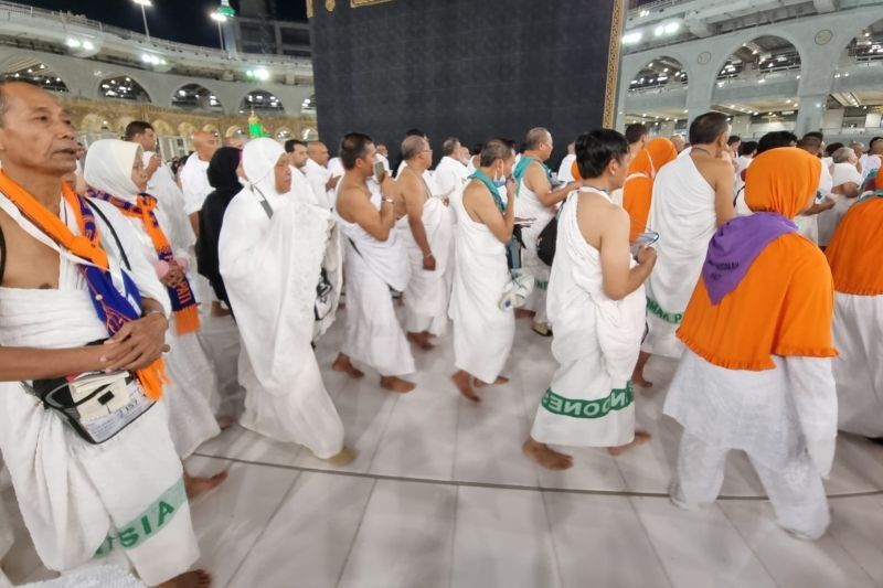 2.764 JCH Indonesia dari Madinah ke Mekkah pada Selasa